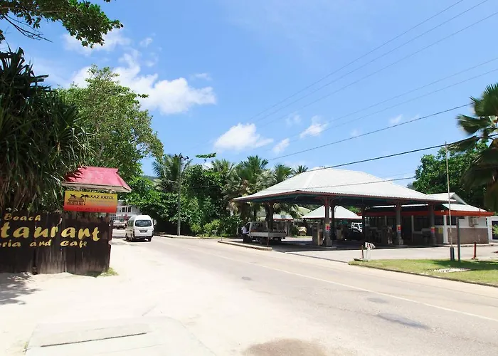 Coco Blanche Anse Royale